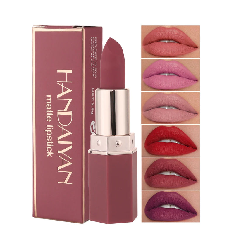 Batons Matte Velvet – Longa Duração, À Prova D’Água e Anti-Manchas | Acabamento Fosco Suave, Cores Vibrantes e Não Transferem