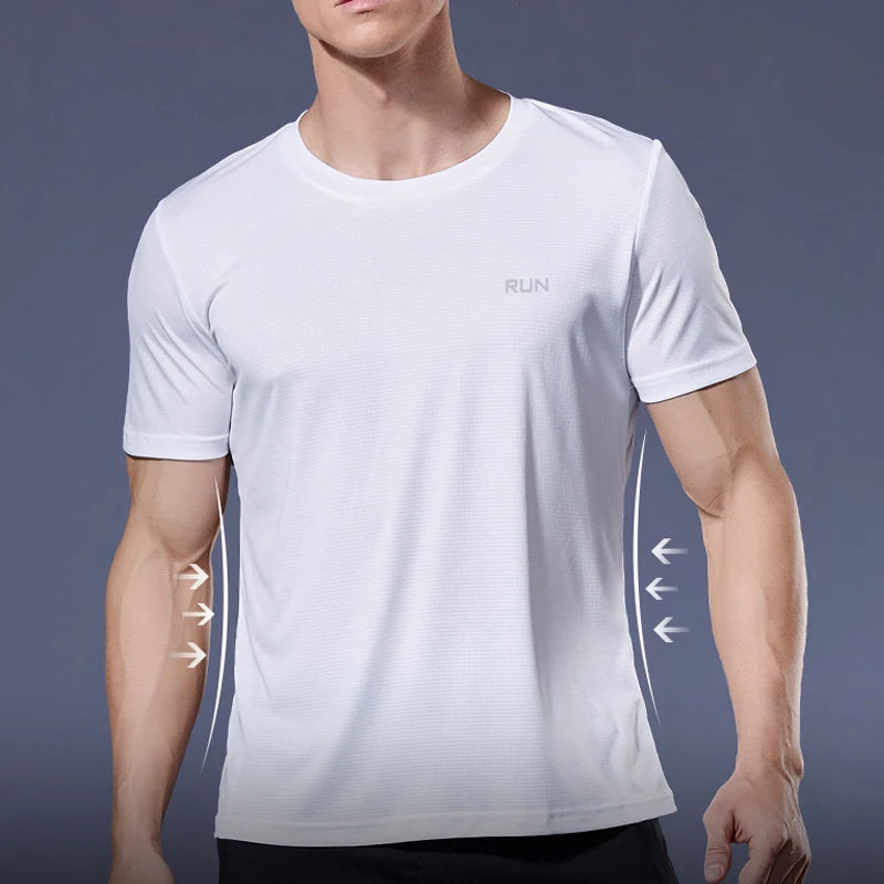 Camiseta Masculina Fitness Manga Curta – Secagem Rápida e Tecido Leve para Academia e Corrida