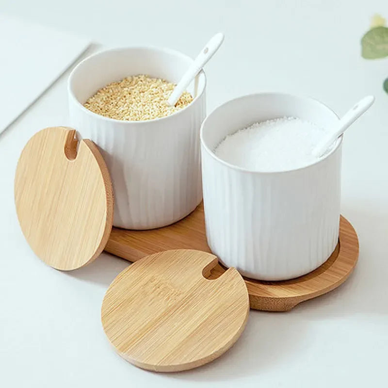Conjunto Frasco de Temperos de Cerâmica com Tampa de Bambu e Colher – Design Nórdico 300ML