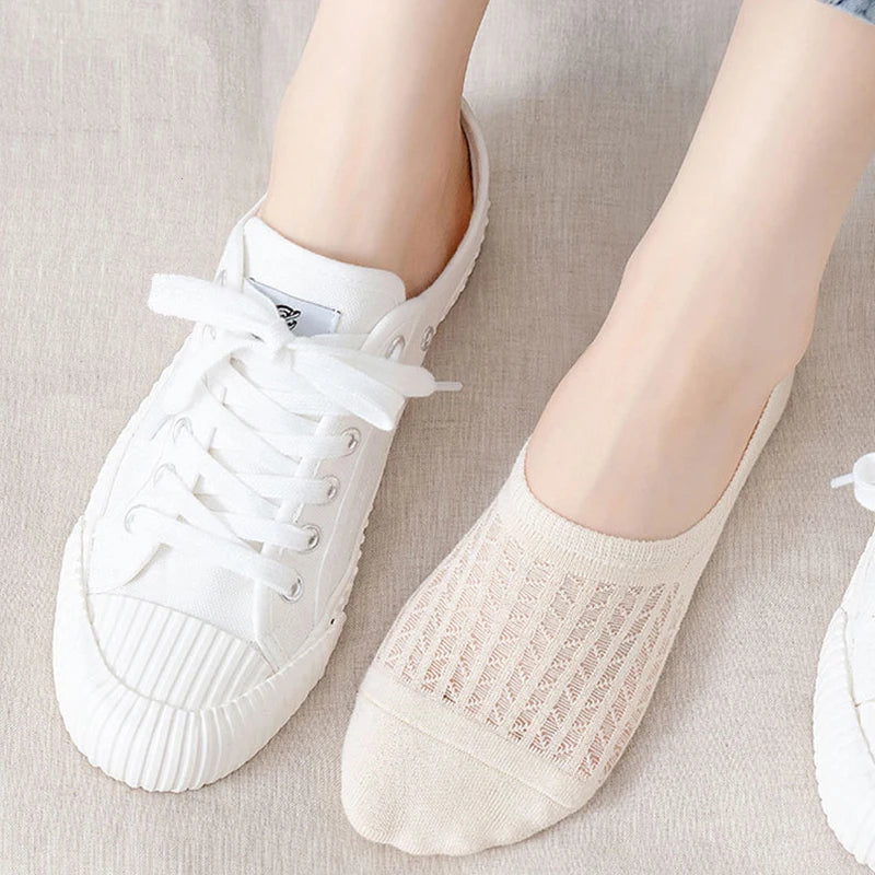 Chaussettes invisibles en dentelle pour femmes, antidérapantes, courtes, respirantes, en coton et silicone, pour l'été
